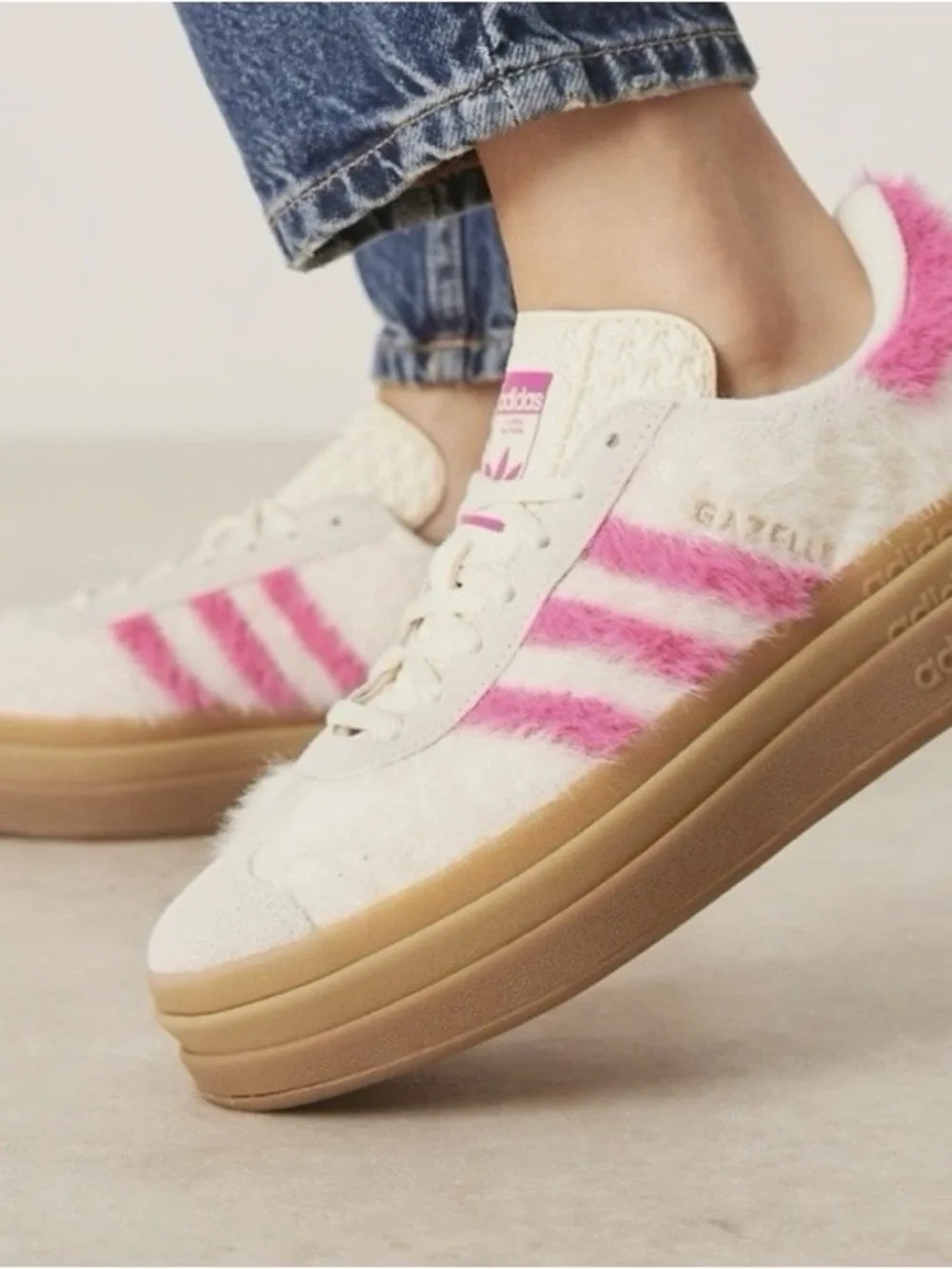 Adidas Originals Gazelle Fuzzy Bold Sneakers